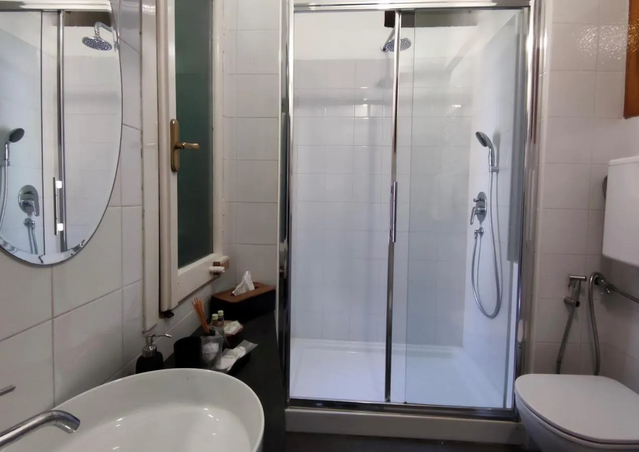 Pop Chic Frattina Apartment Rome 0*,